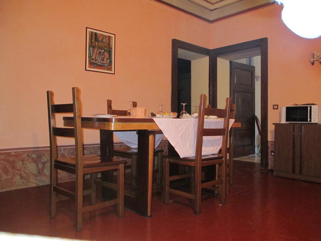 Villa Cantoni Gropello Cairoli Rom bilde